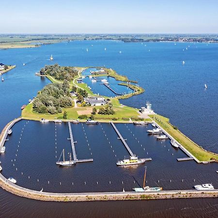 Houseboat met dakterras Villa Offingawier Bagian luar foto